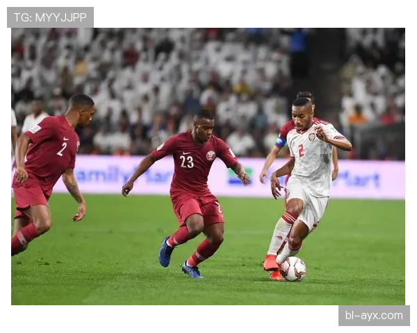 巅峰对决：热门球员表现亮眼，赛季最佳之争愈演愈烈