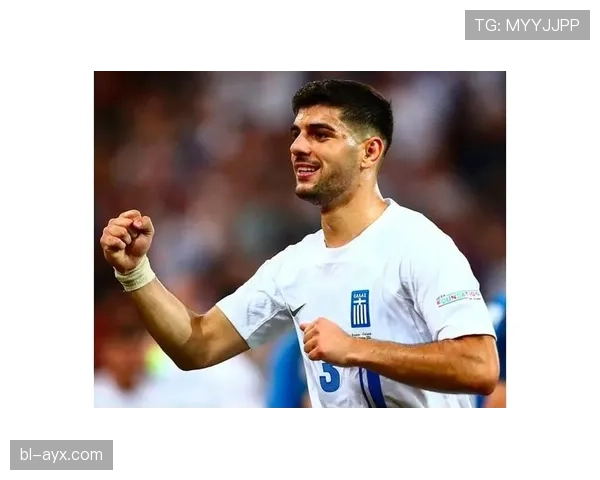 德甲转会市场持续升温,新星加盟显著提升球队竞争力 德甲转会市场持续升温,新星加盟显著提升球队竞争力