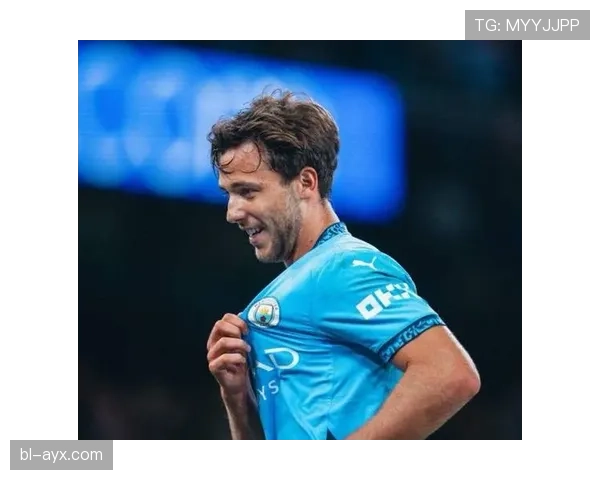 罗德里成为攻防转换的关键枢纽，解析其在球队战术中的核心角色