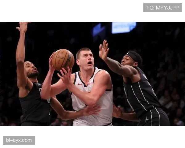 约基奇挡拆组织更主动，比上季为穆雷创造更多空位