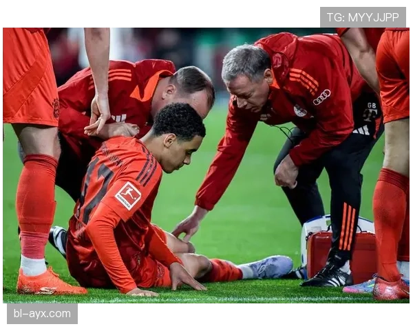 拜仁关键比赛表现不稳定，对赛季争冠形势形成阶段性考验